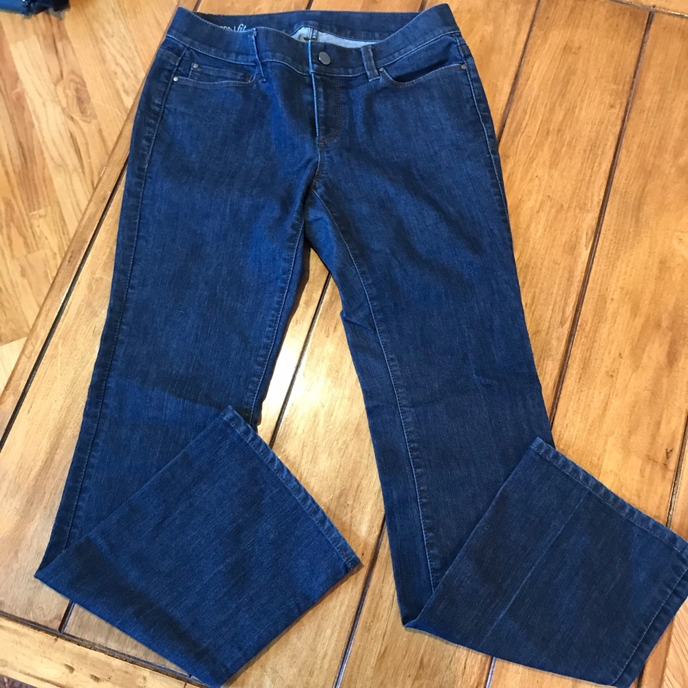 Ann Taylor Modern Fit Jeans Boot Cut Size 6P